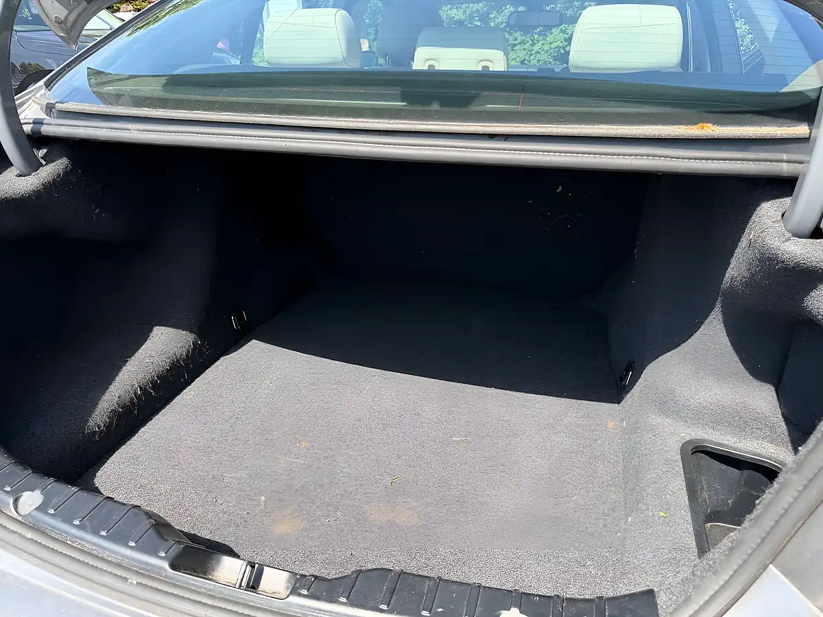 Used 2015 BMW 5 Series Se Grey - Interior and Exterior details 12