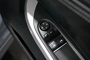 Used 2015 BMW 6 Series M Sport Glacier Silver - Interior and Exterior details 11