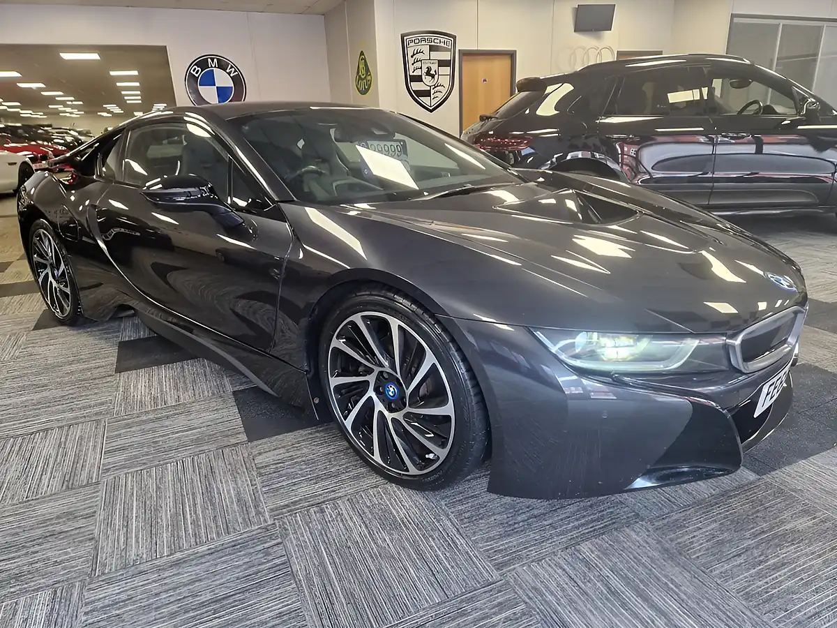 Used 2015 BMW I8 Coupe Grey - Interior and Exterior details 3