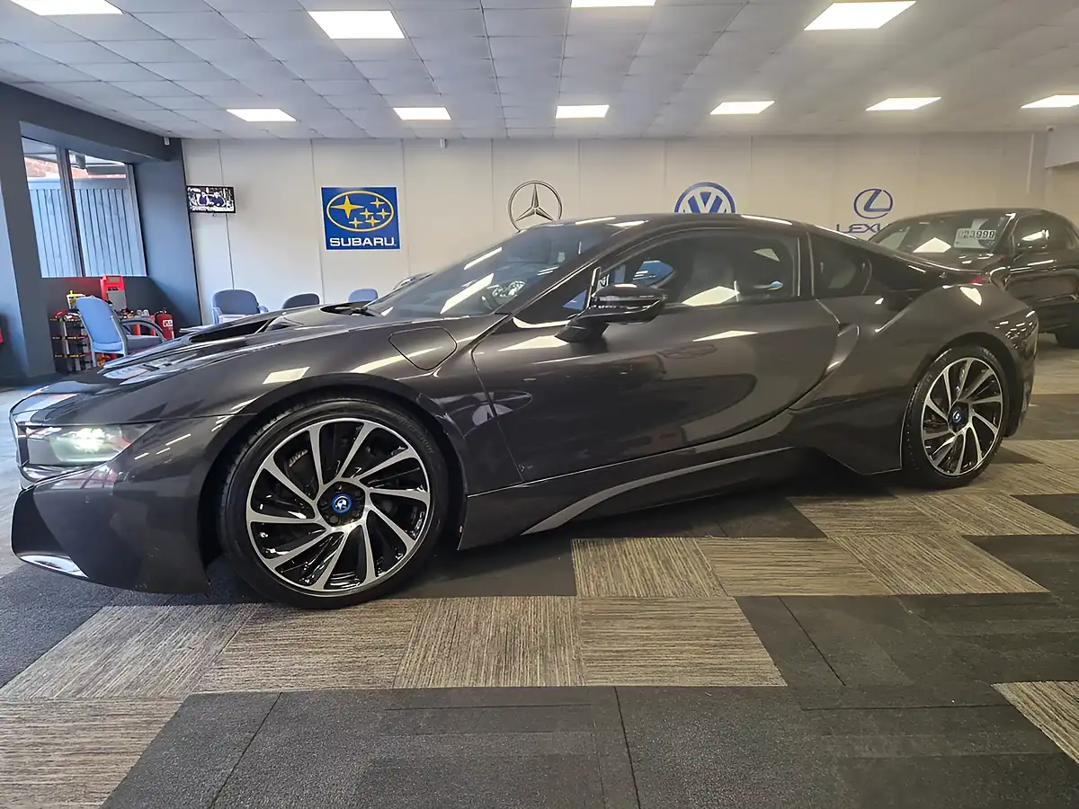 Used 2015 BMW I8 Coupe Grey - Interior and Exterior details 7