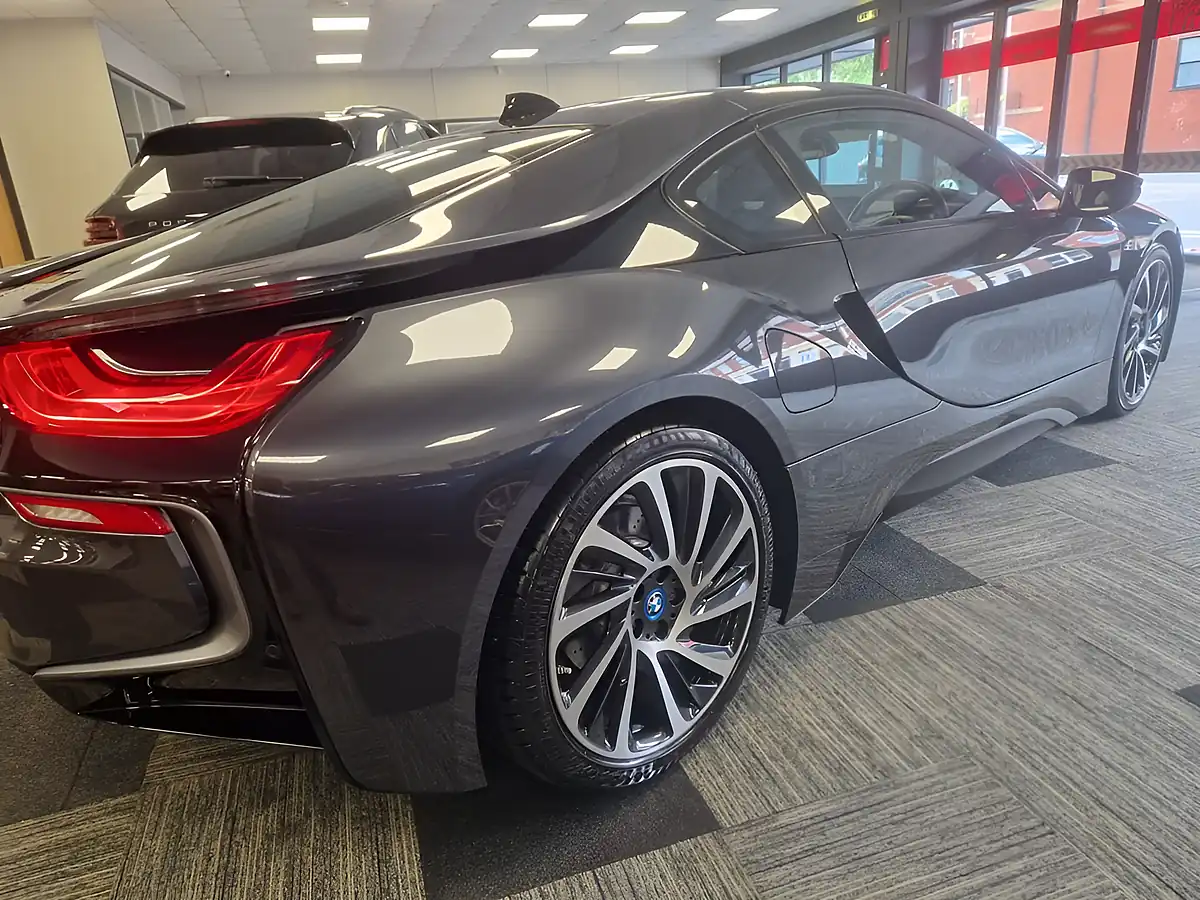 Used 2015 BMW I8 Coupe Grey - Interior and Exterior details 9