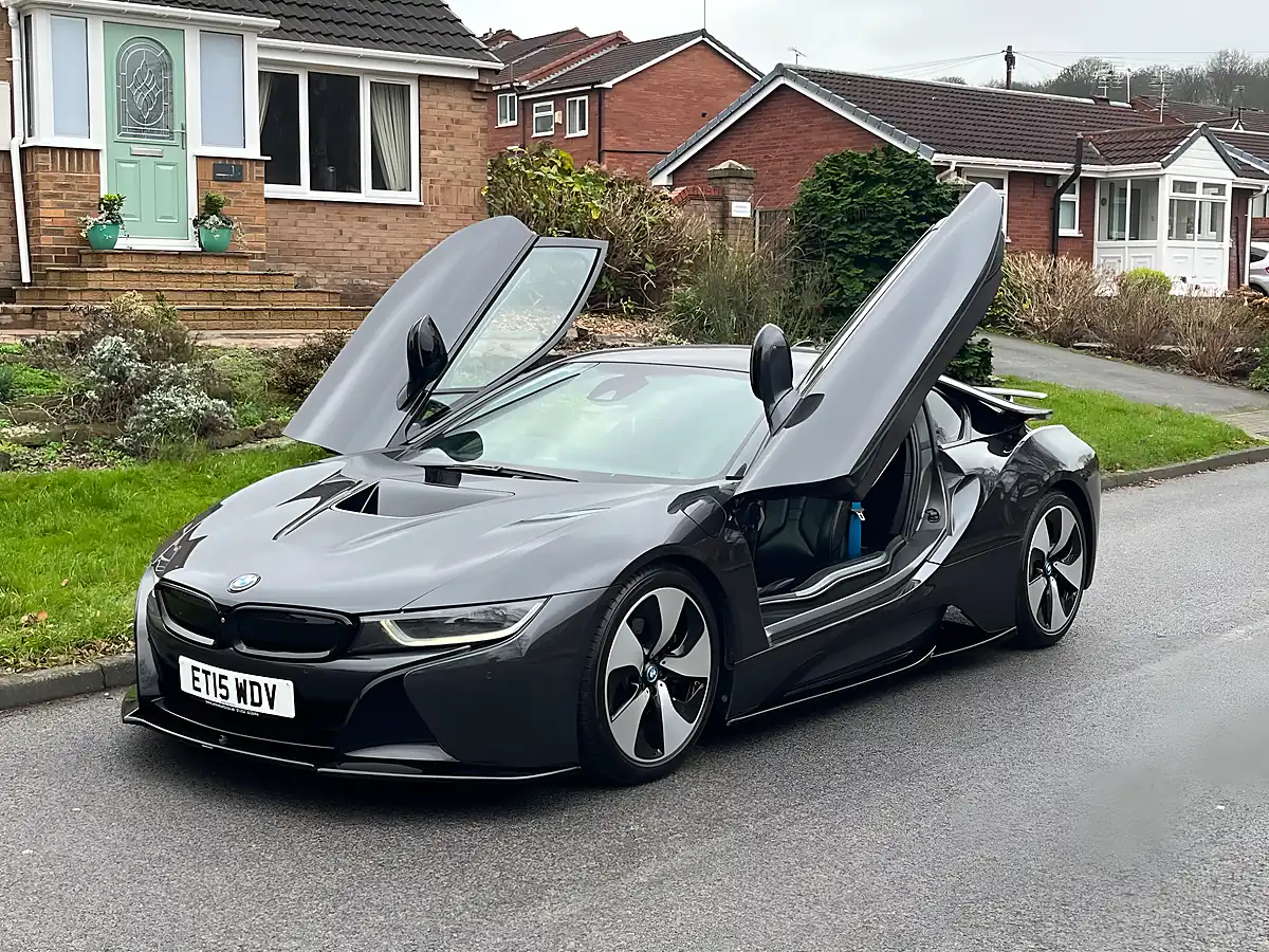 Used 2015 BMW i8 Pure Impulse Design - Front View
