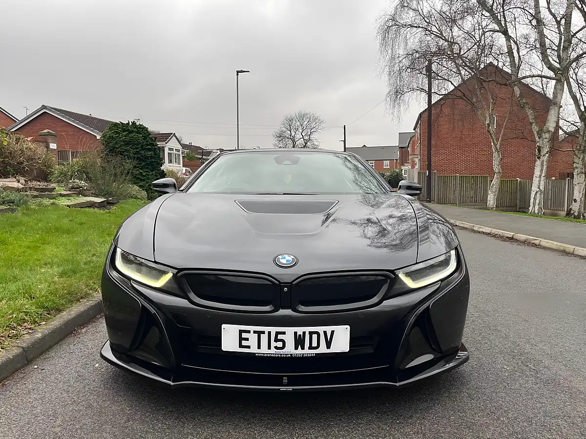 Used 2015 BMW i8 Pure Impulse Design - Interior and Exterior details 10