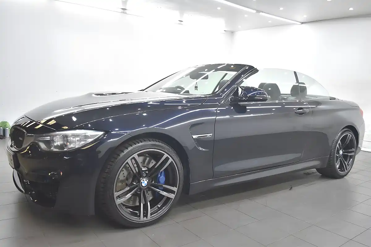 Used 2015 BMW M4 Convertible Black - Interior and Exterior details 12