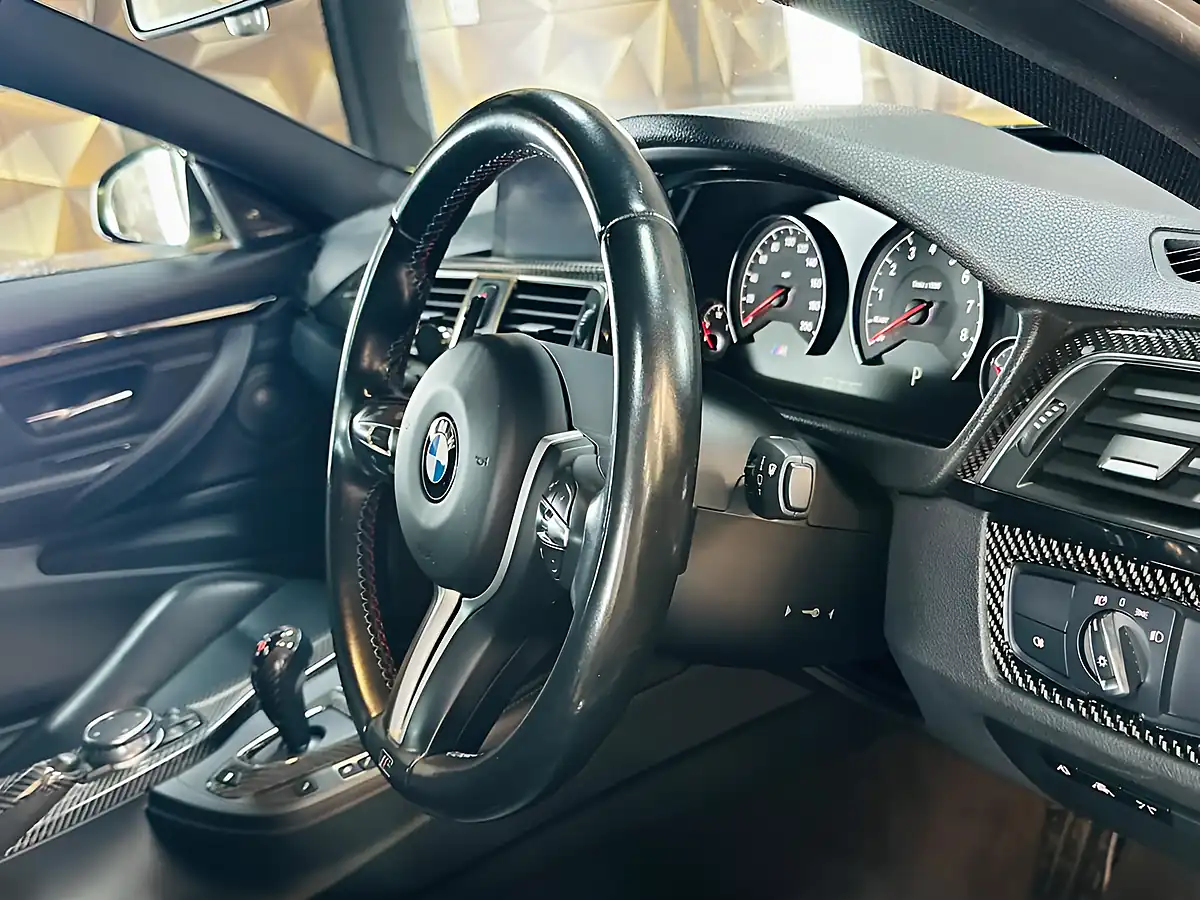 Used 2015 BMW M4 Yellow - Interior and Exterior details 19