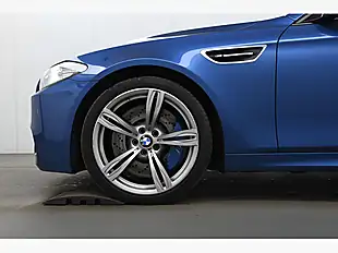 Used 2015 BMW M5 Blue - Interior and Exterior details 8