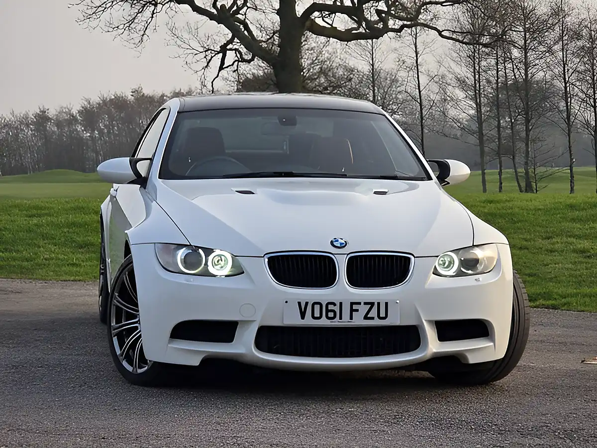 Used 2015 BMW M6 Blue - Interior and Exterior details 4
