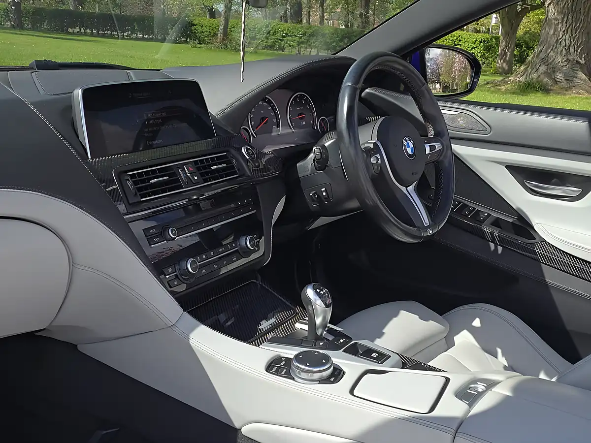 Used 2015 BMW M6 Convertible San Marino Blue - Interior and Exterior details 9