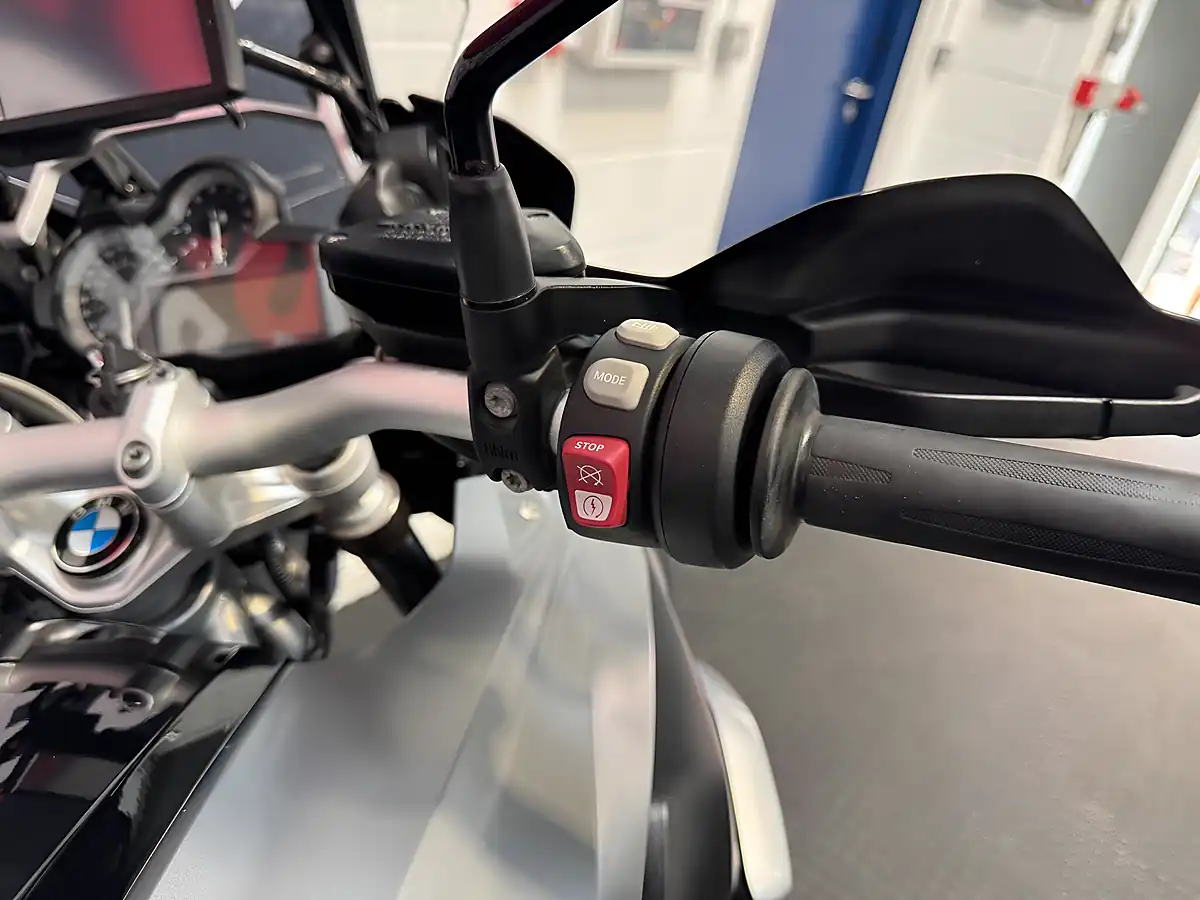 Used 2015 BMW R 1200 Gs - Interior and Exterior details 12