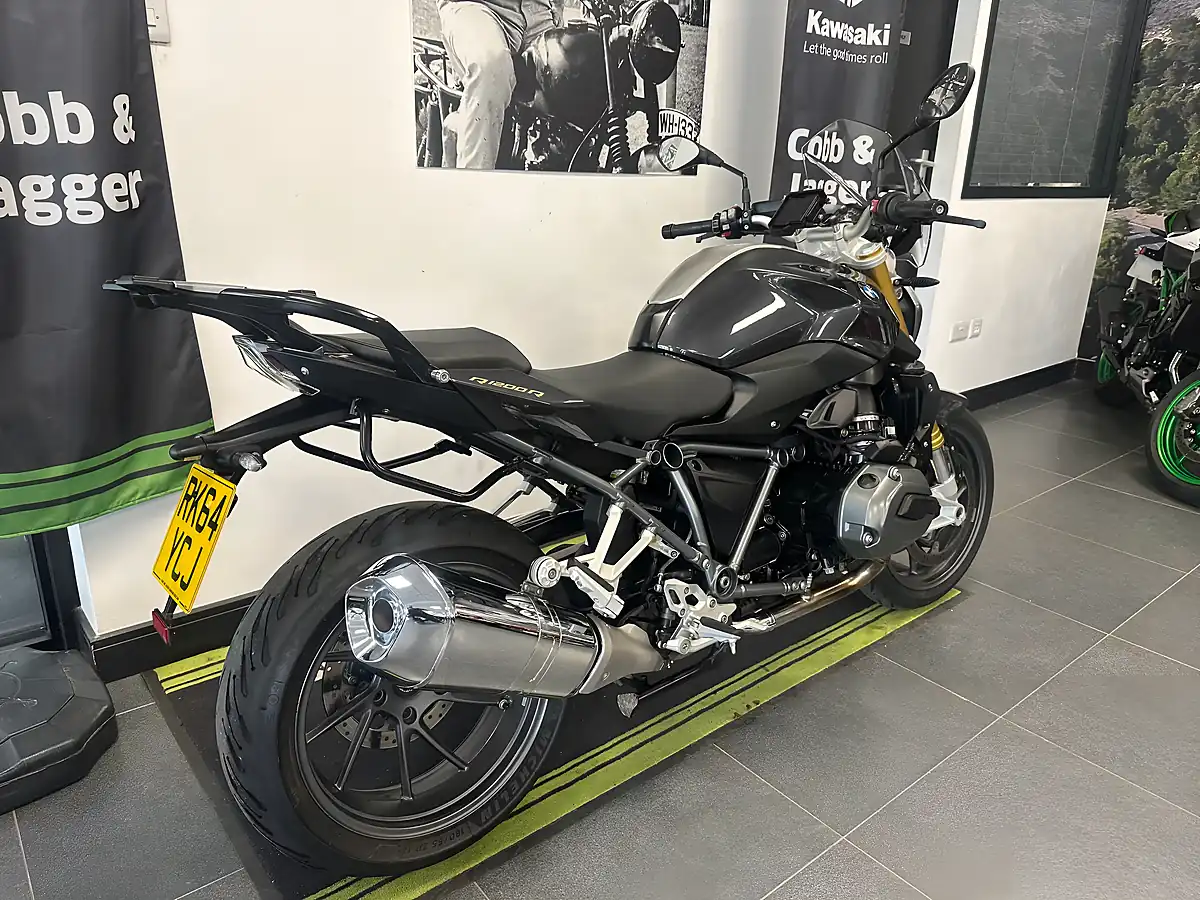 Used 2015 BMW R1200R Naked Grey - Interior and Exterior details 2