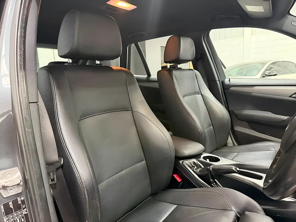 Used 2015 BMW X1 M Sport Grey - Interior and Exterior details 11