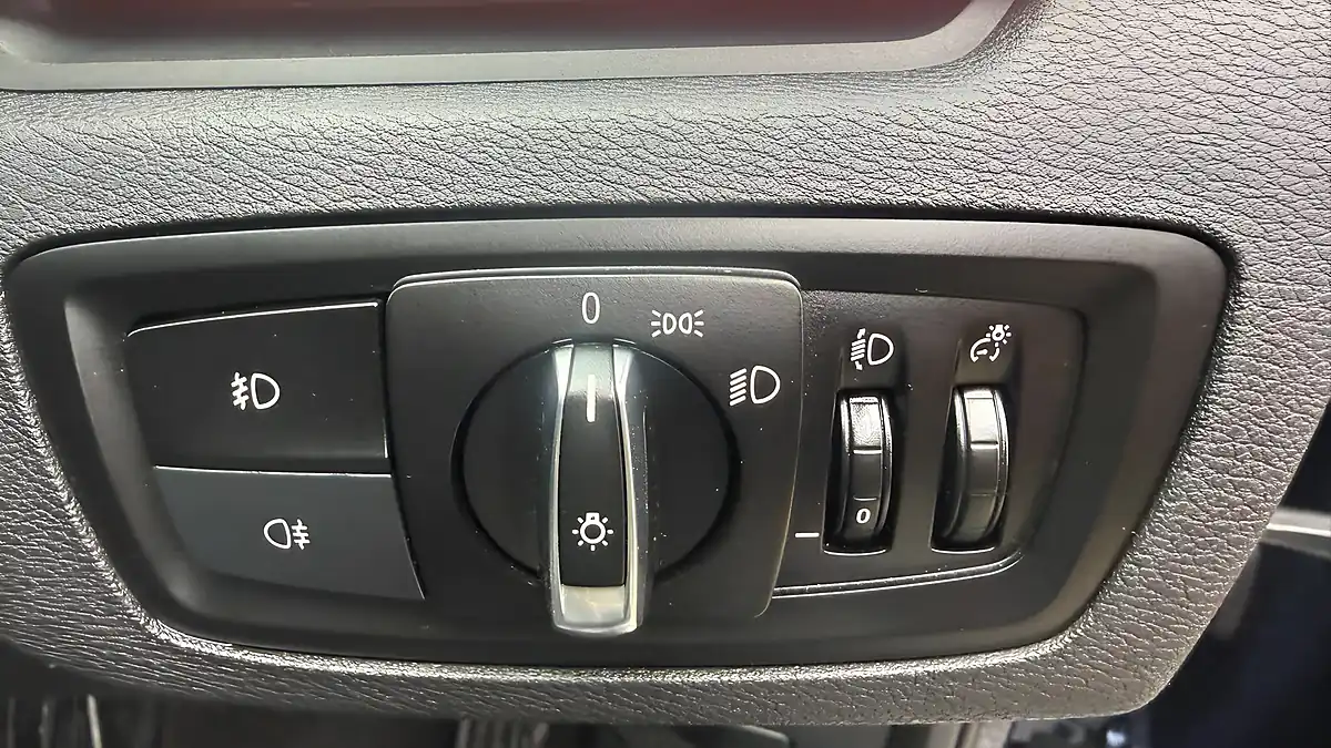 Used 2015 BMW X1 Sport Blue - Interior and Exterior details 18