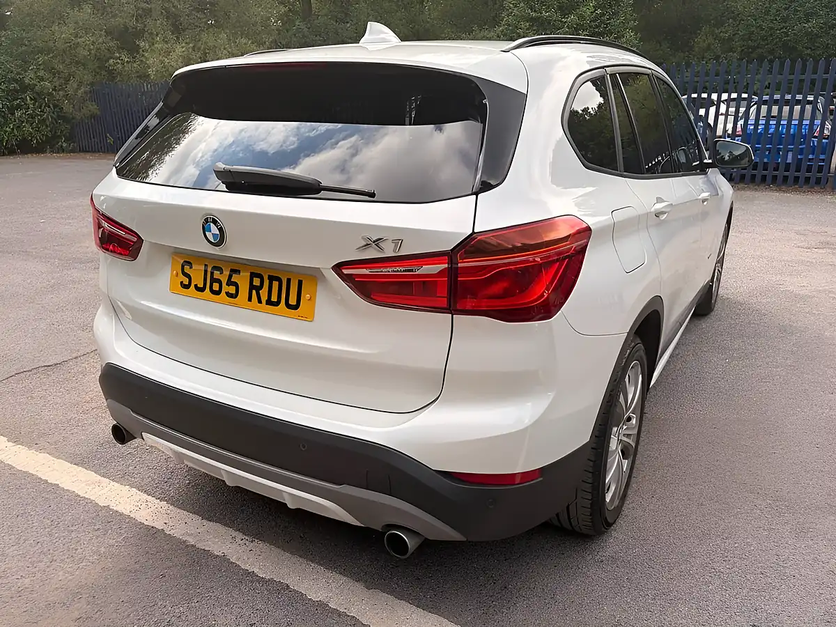 Used 2015 BMW X1 Sport Nav Plus White - Interior and Exterior details 10