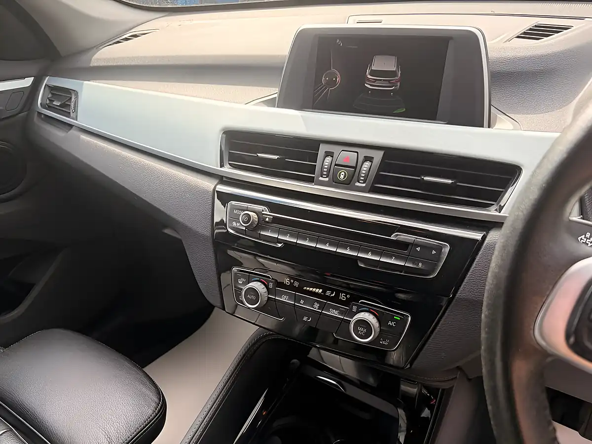 Used 2015 BMW X1 Sport Nav Plus White - Interior and Exterior details 13