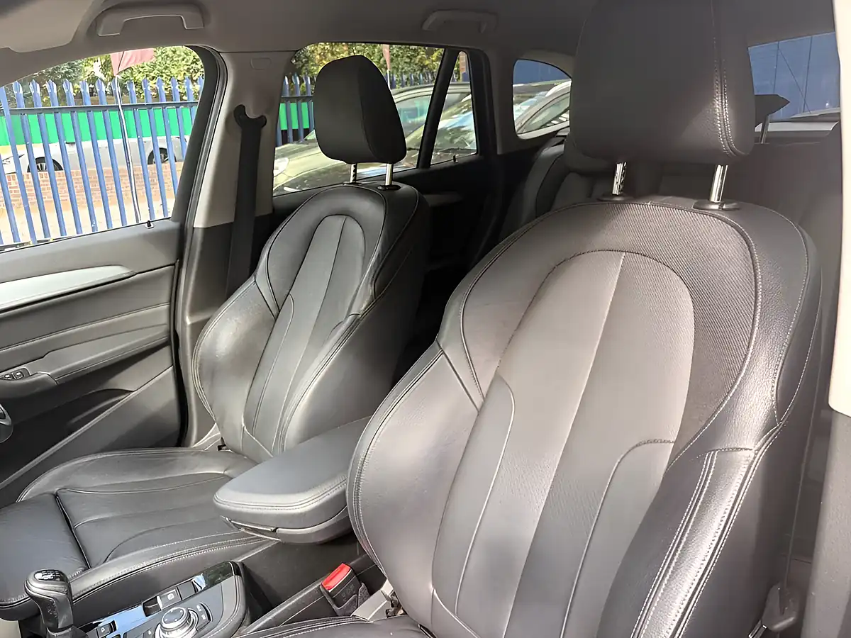 Used 2015 BMW X1 Sport Nav Plus White - Interior and Exterior details 14