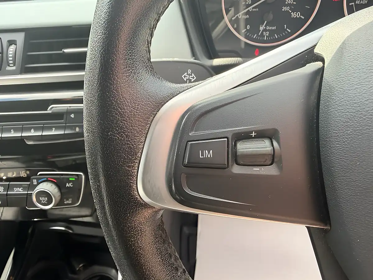 Used 2015 BMW X1 Sport Nav Plus White - Interior and Exterior details 19