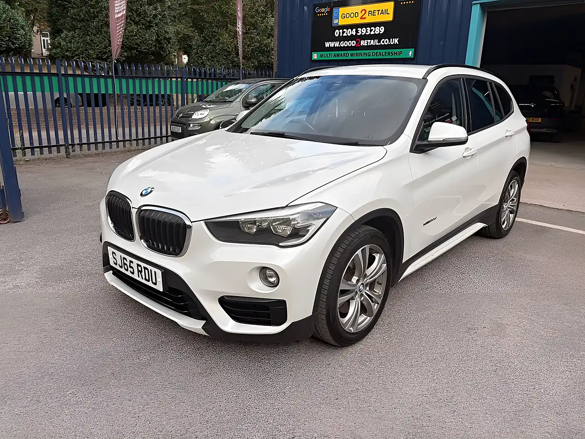 Used 2015 BMW X1 Sport Nav Plus White - Interior and Exterior details 3