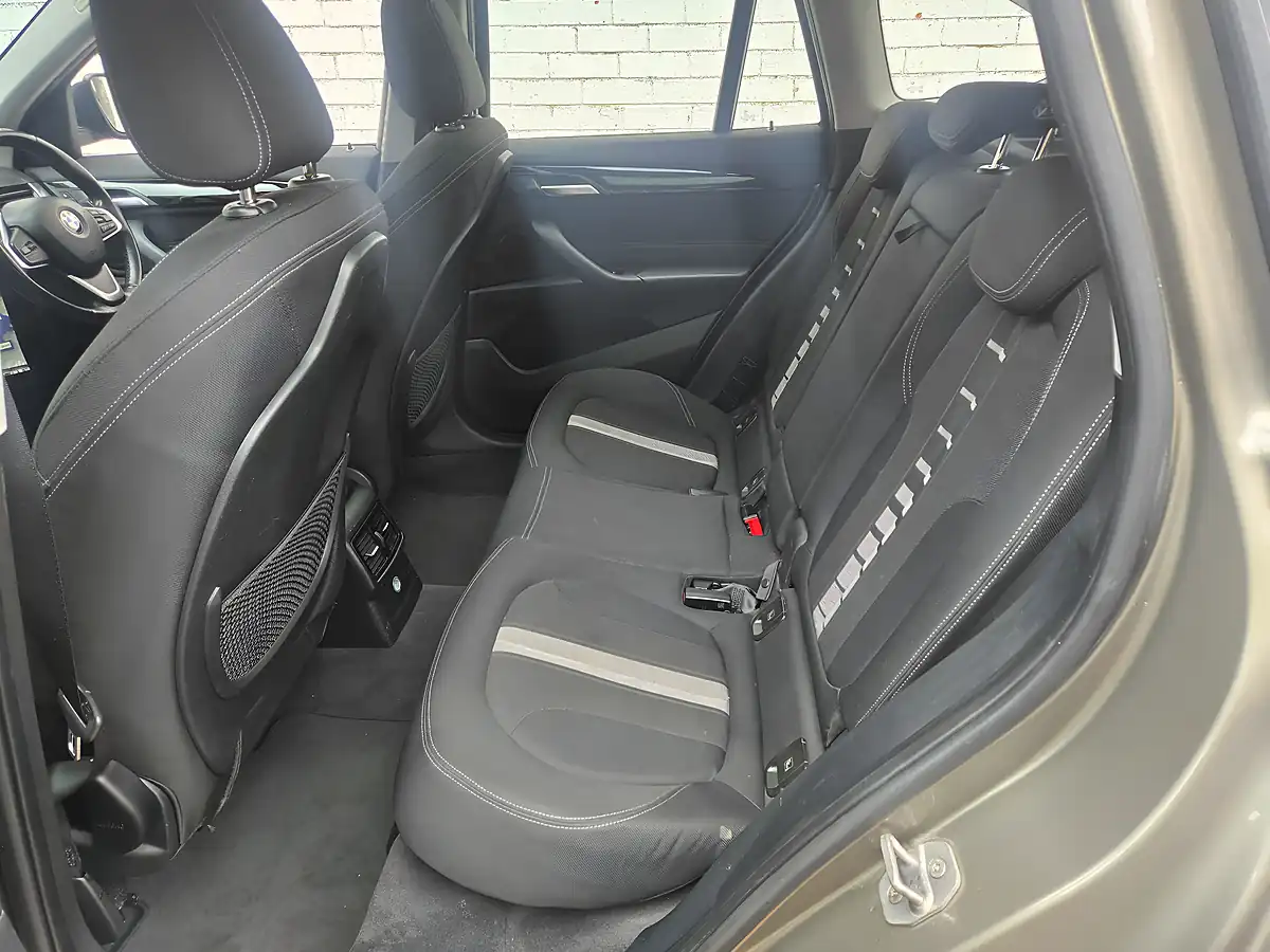 Used 2015 BMW X1 Sport Silver - Interior and Exterior details 14