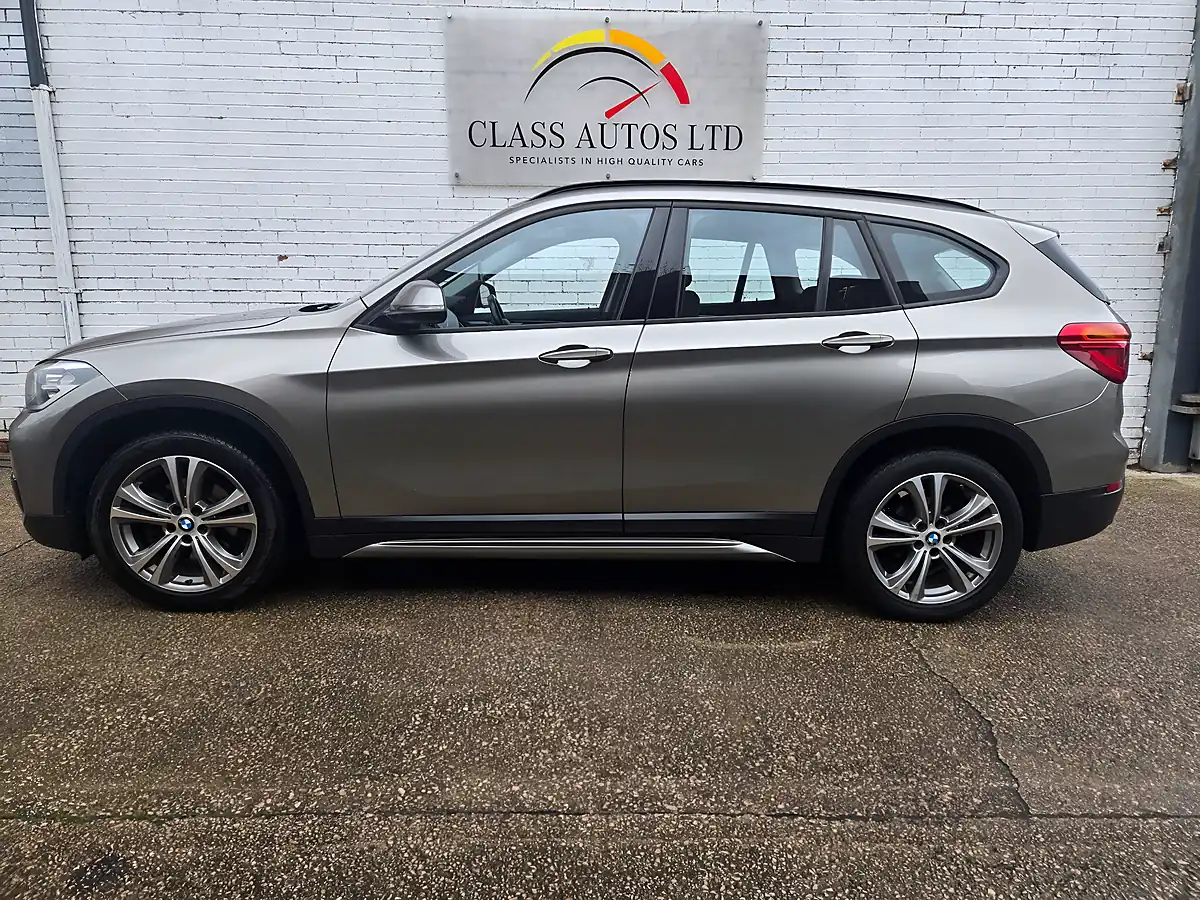 Used 2015 BMW X1 Sport Silver - Interior and Exterior details 6
