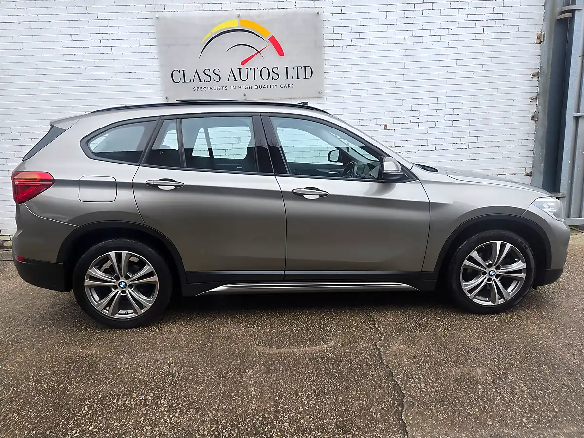 Used 2015 BMW X1 Sport Silver - Interior and Exterior details 8