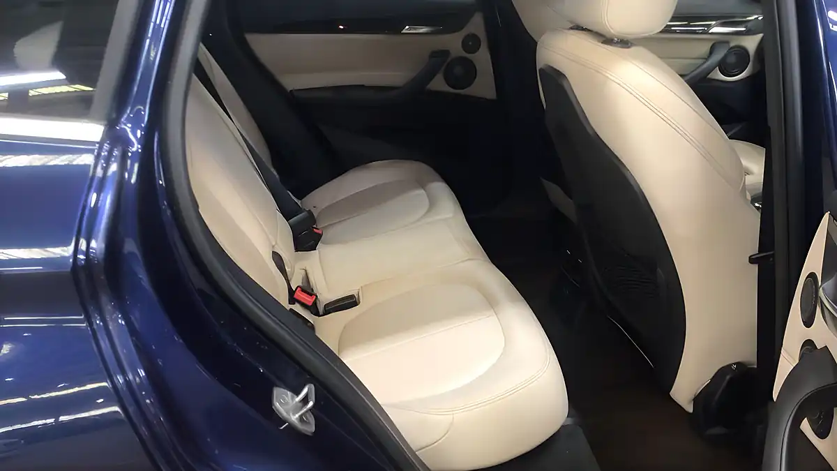 Used 2015 BMW X1 Xline Blue - Interior and Exterior details 9