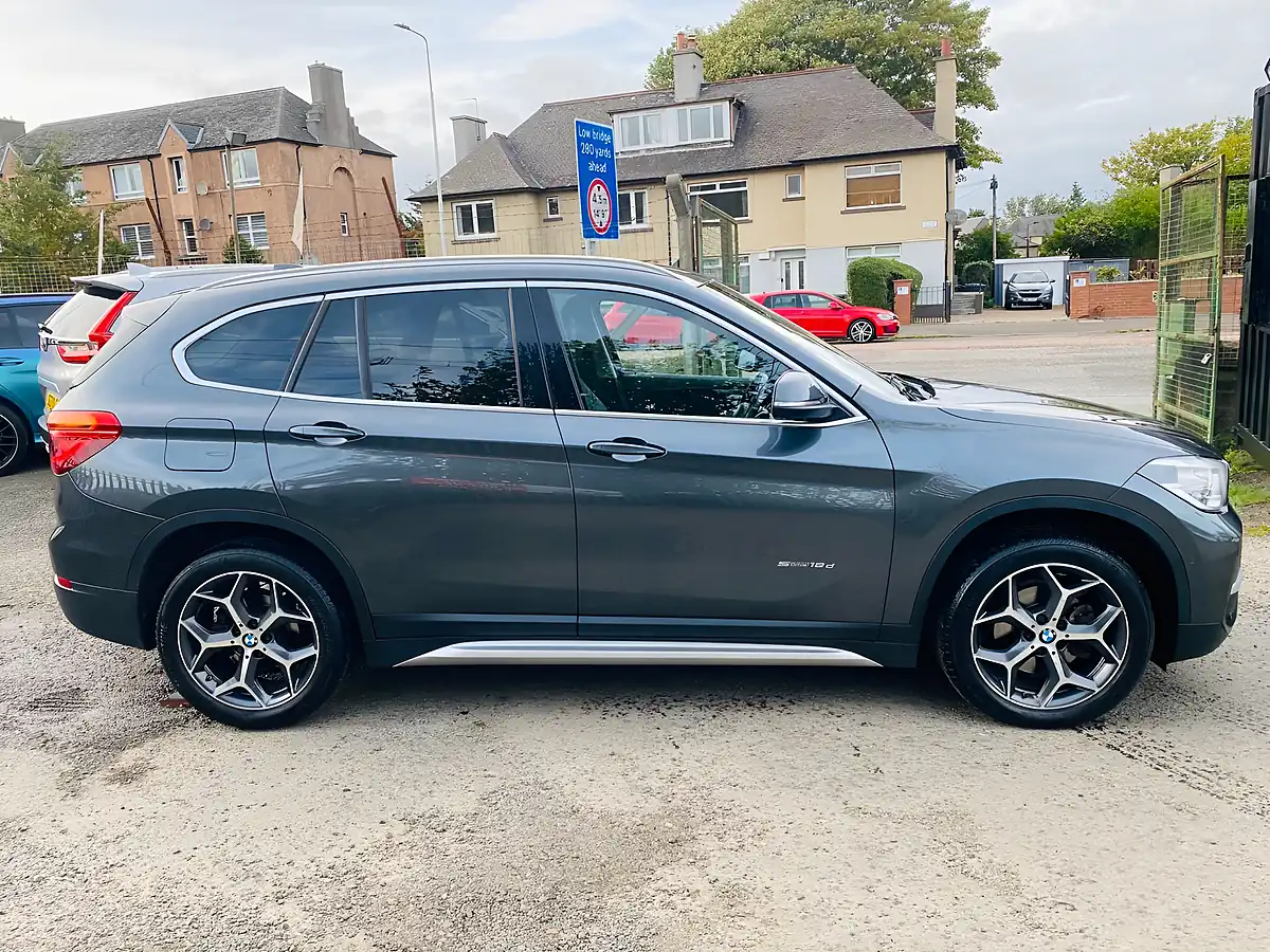 Used 2015 BMW X1 Xline Grey - Interior and Exterior details 9