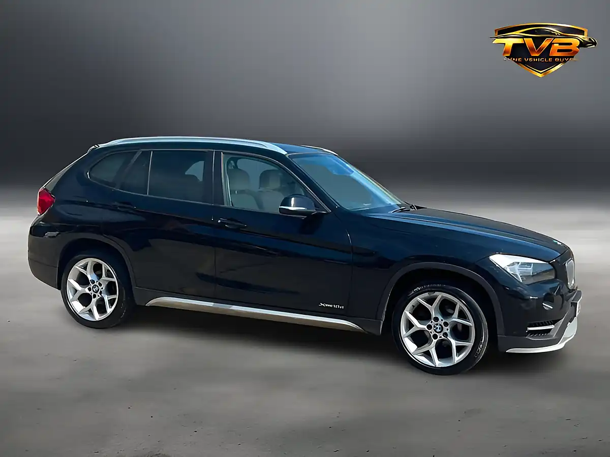 Used 2015 BMW X1 Xline Jet Black - Interior and Exterior details 3