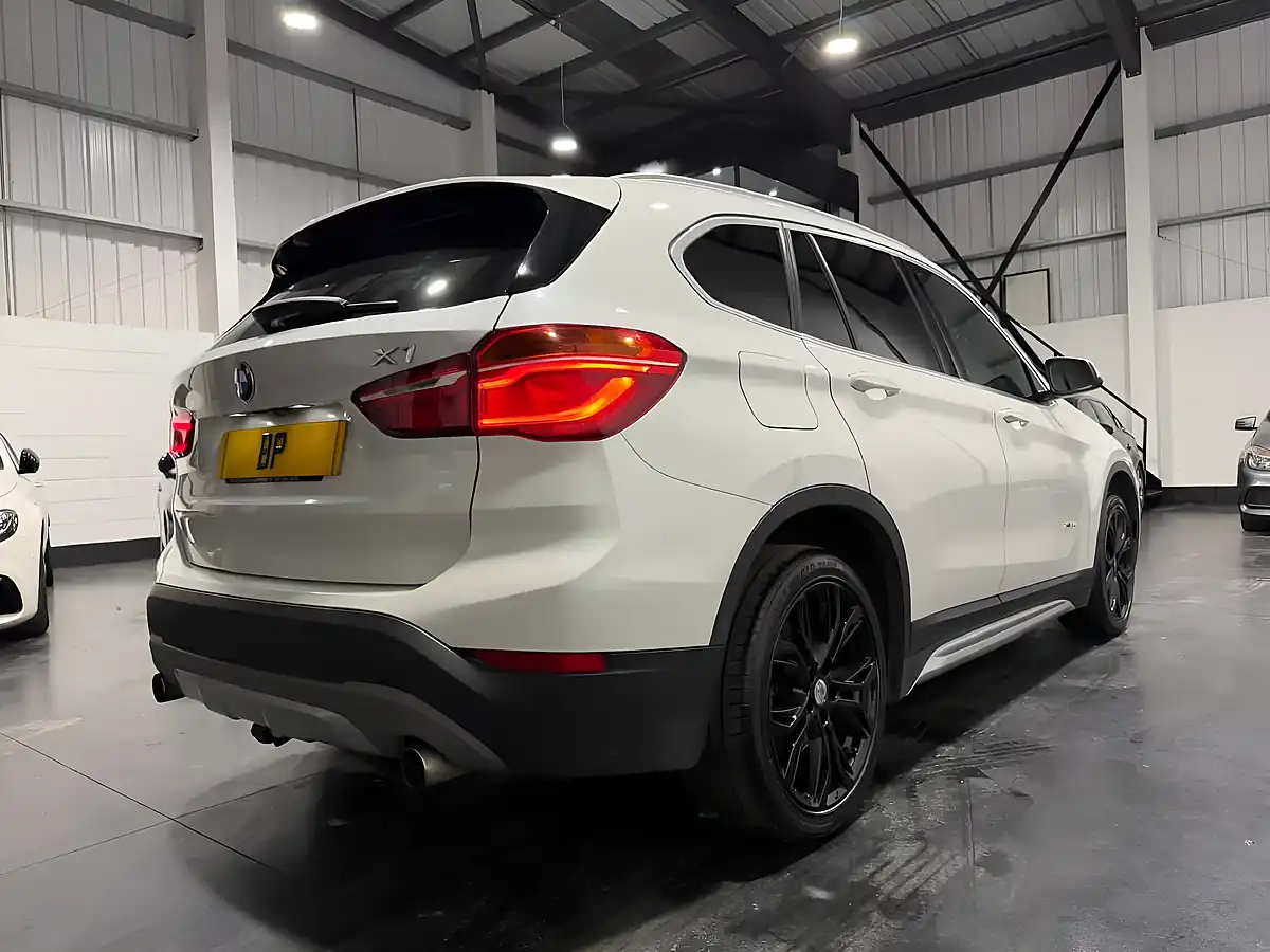 Used 2015 BMW X1 Xline White - Interior and Exterior details 13