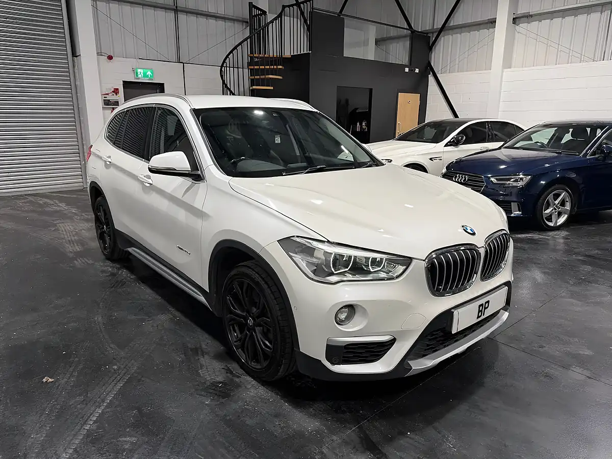 Used 2015 BMW X1 Xline White - Interior and Exterior details 5