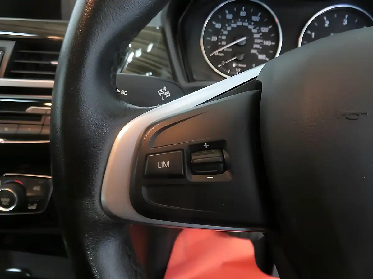 Used 2015 BMW X1 Xline White - Interior and Exterior details 17