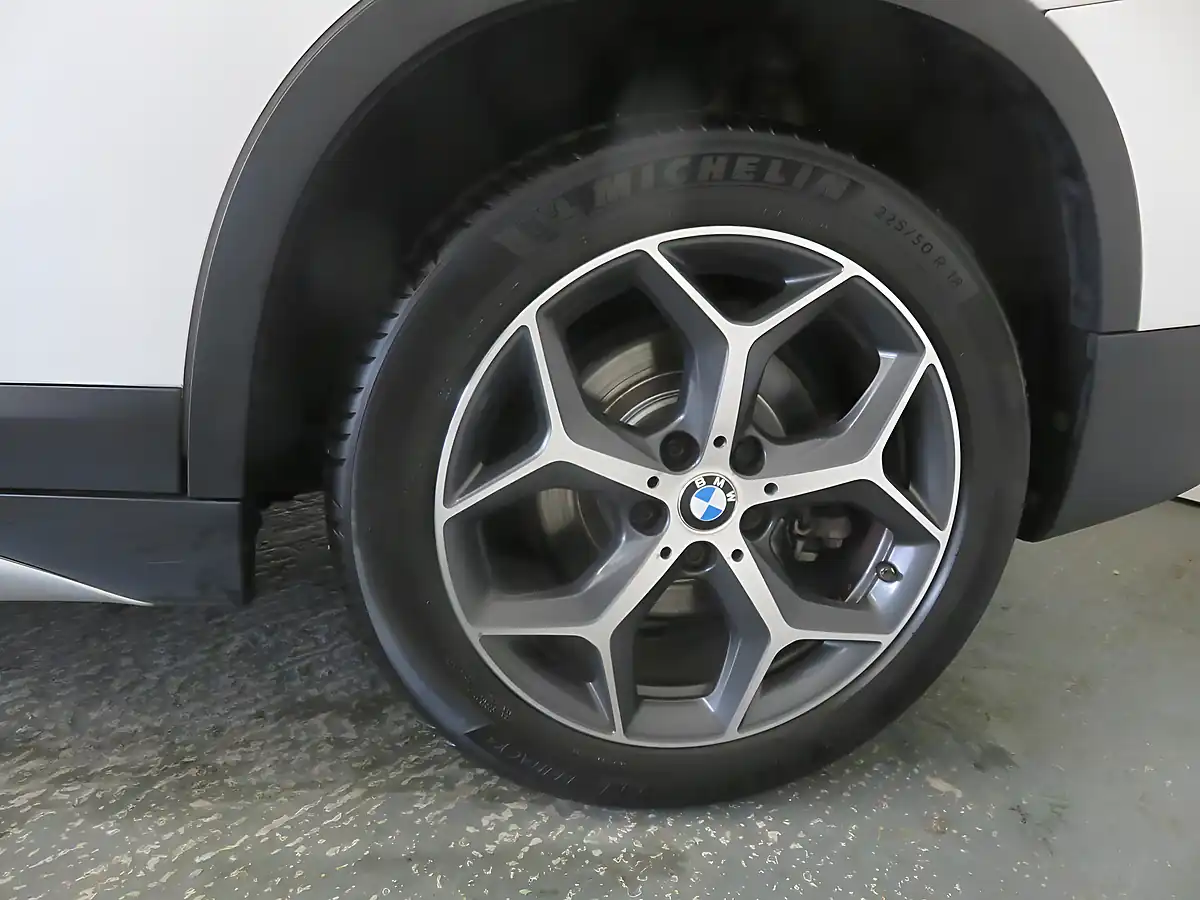 Used 2015 BMW X1 Xline White - Interior and Exterior details 20