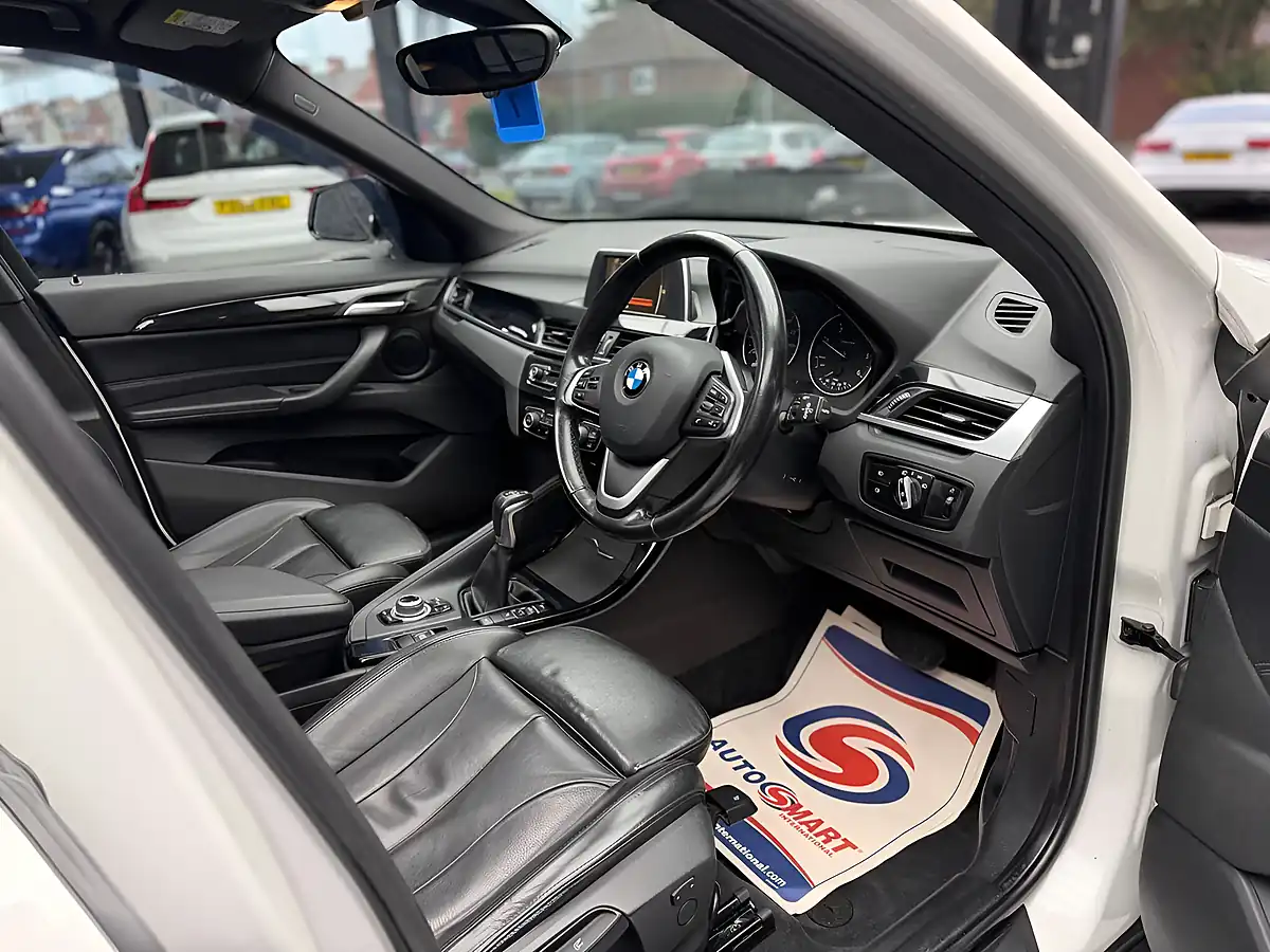 Used 2015 BMW X1 Xline White - Interior and Exterior details 12