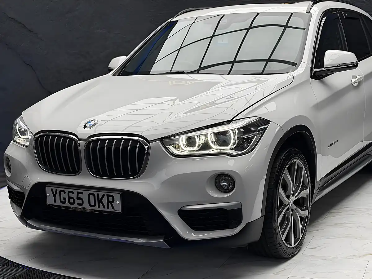 Used 2015 BMW X1 Xline White - Interior and Exterior details 9