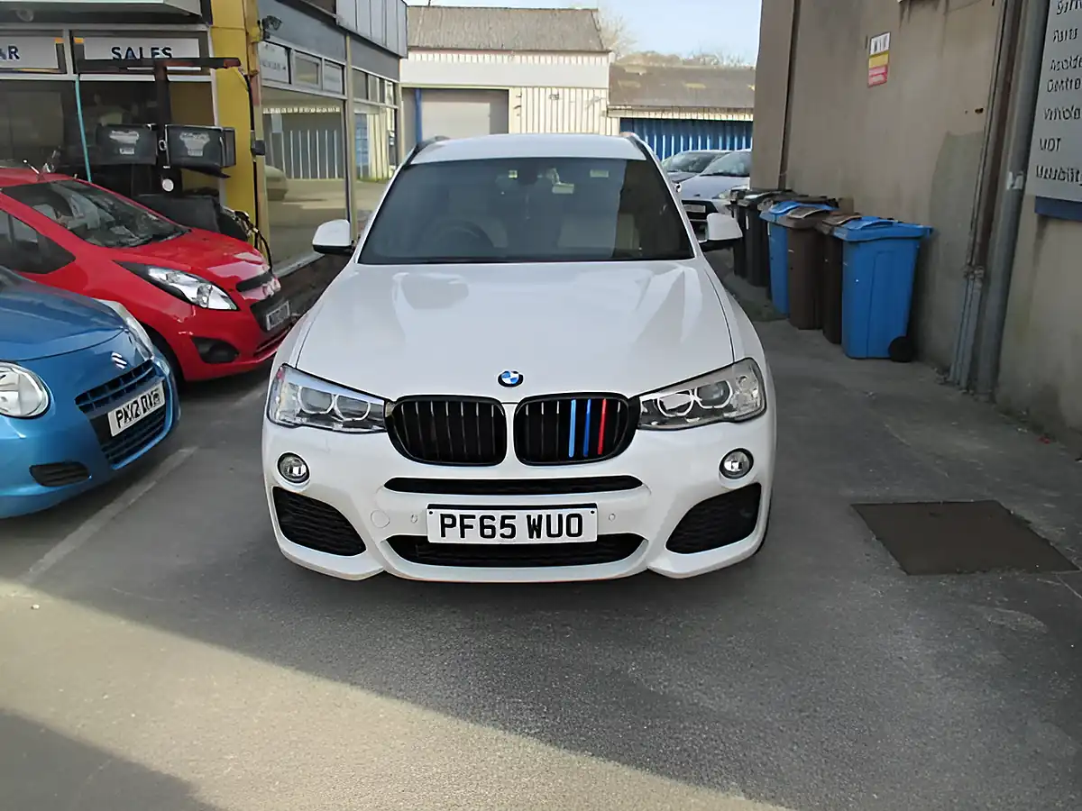 Used 2015 BMW X3 M Sport White - Front View