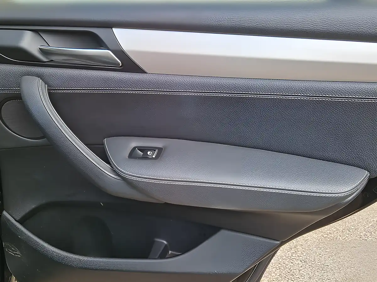 Used 2015 BMW X3 Se Black - Interior and Exterior details 15