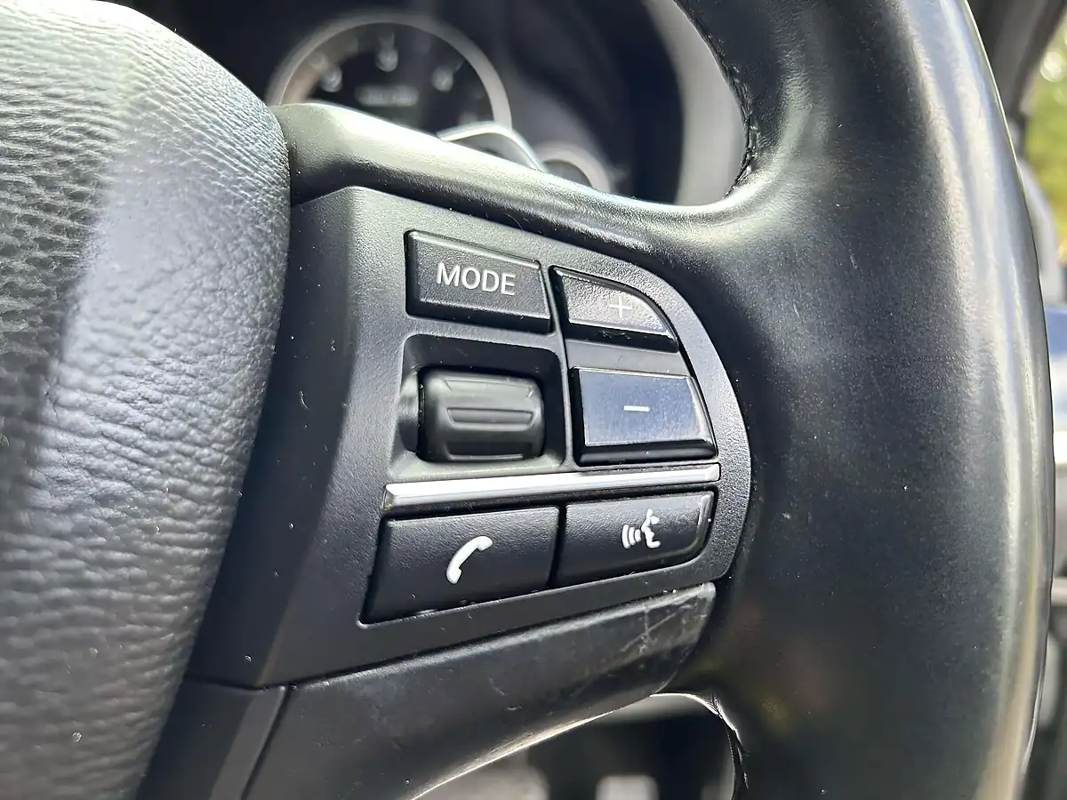 Used 2015 BMW X4 M Sport Grey - Interior and Exterior details 17