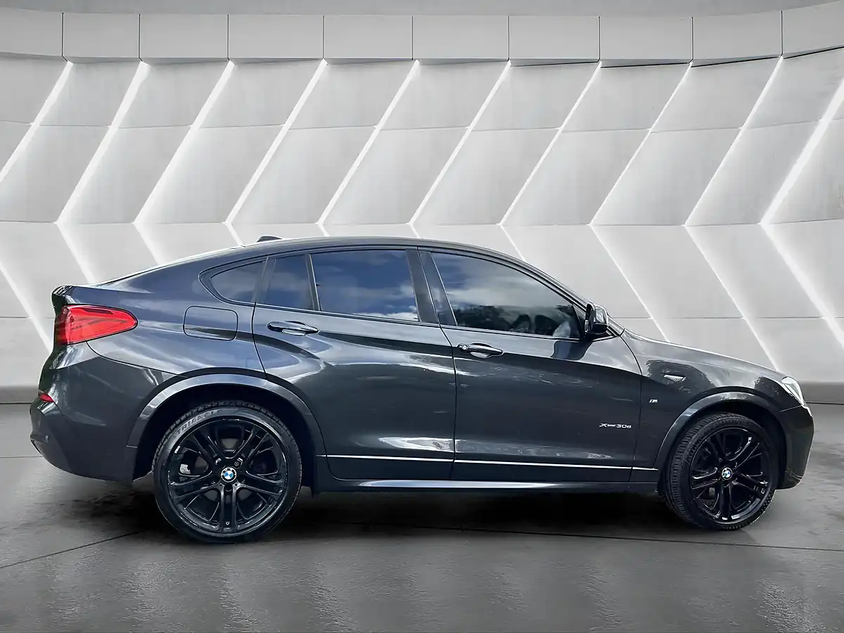 Used 2015 BMW X4 M Sport Grey - Interior and Exterior details 6