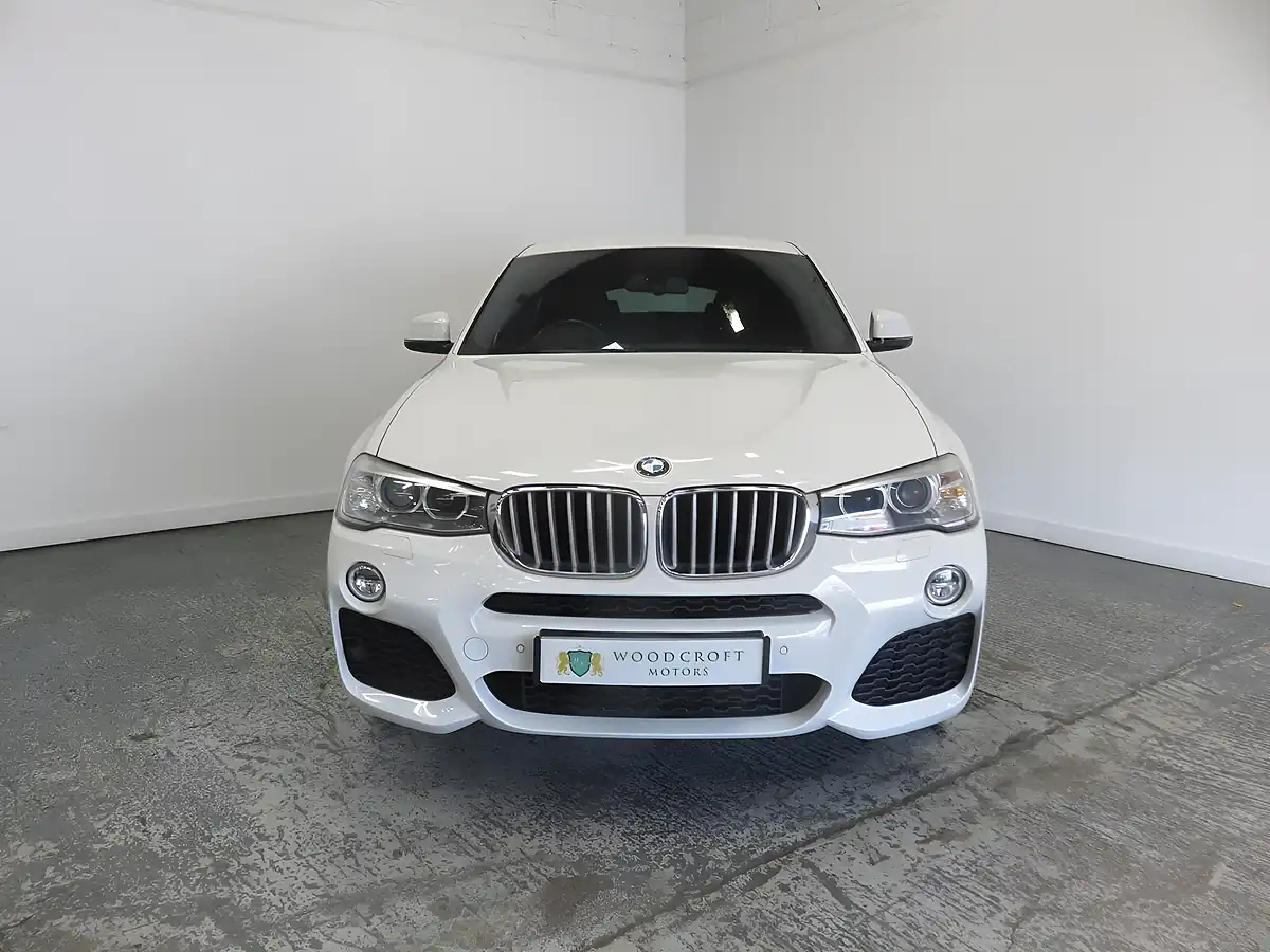 Used 2015 BMW X4 M Sport White - Interior and Exterior details 9
