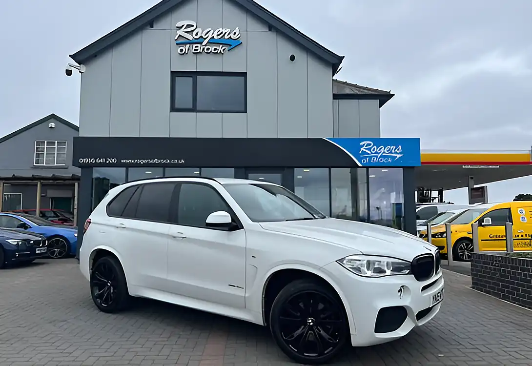 Used 2015 BMW X5 M Sport Alpine White - Interior and Exterior details 2