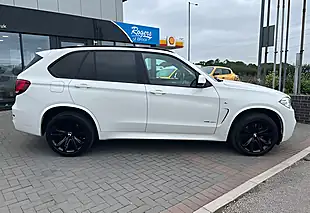 Used 2015 BMW X5 M Sport Alpine White - Interior and Exterior details 9