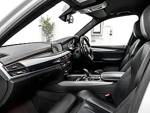 Used 2015 BMW X5 M Sport Alpine White - Interior and Exterior details 13