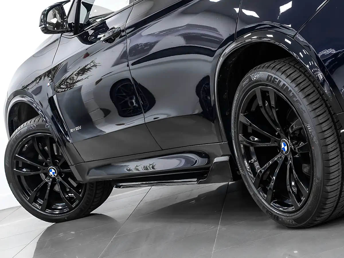 Used 2015 BMW X5 M Sport Carbon Black - Interior and Exterior details 10