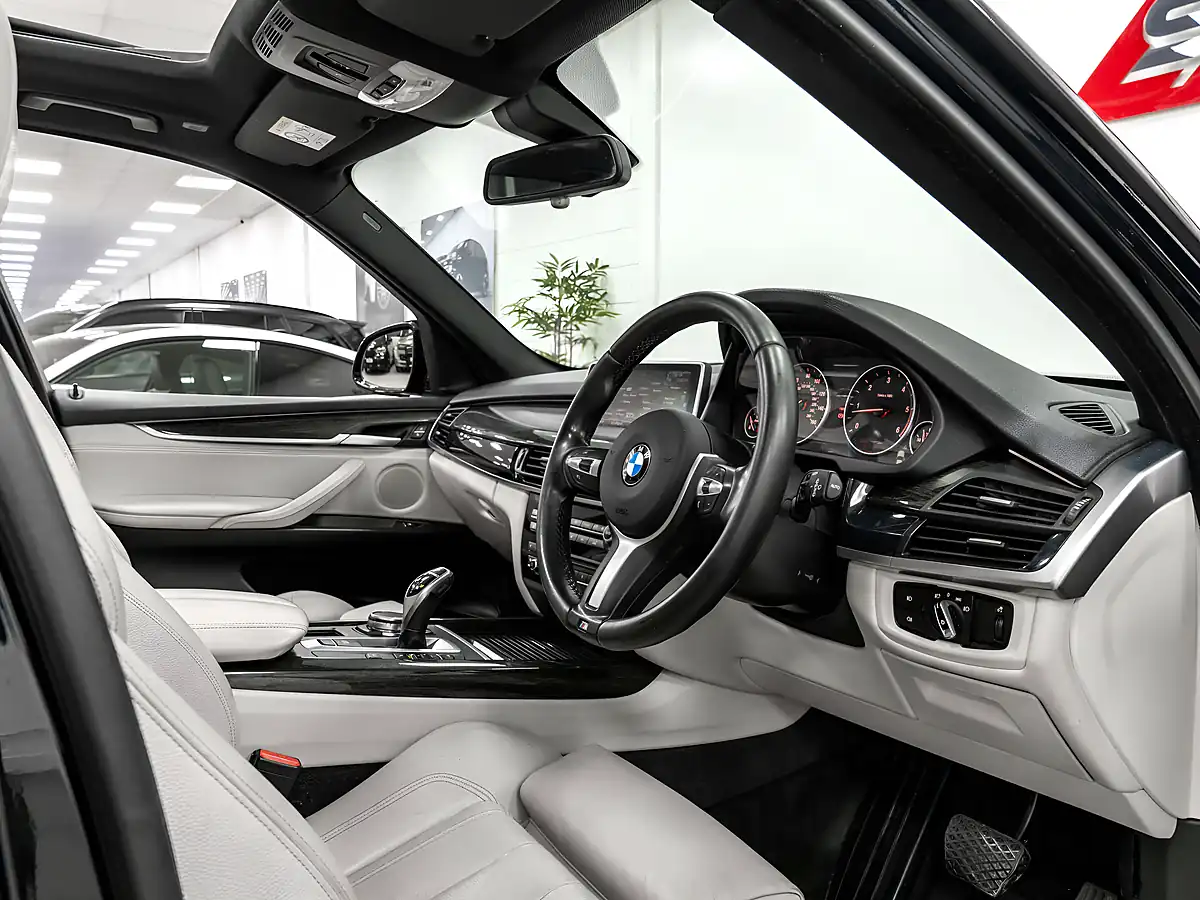 Used 2015 BMW X5 M Sport Carbon Black - Interior and Exterior details 12