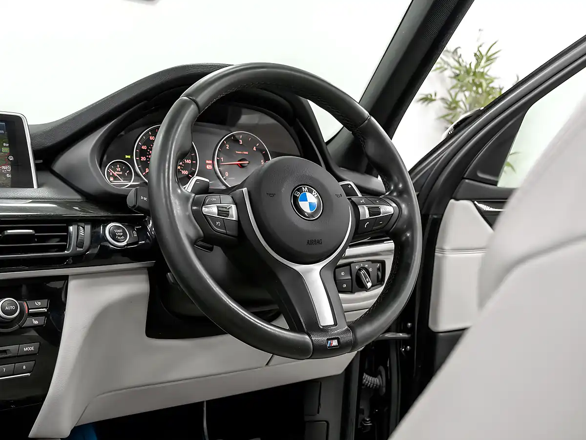 Used 2015 BMW X5 M Sport Carbon Black - Interior and Exterior details 13
