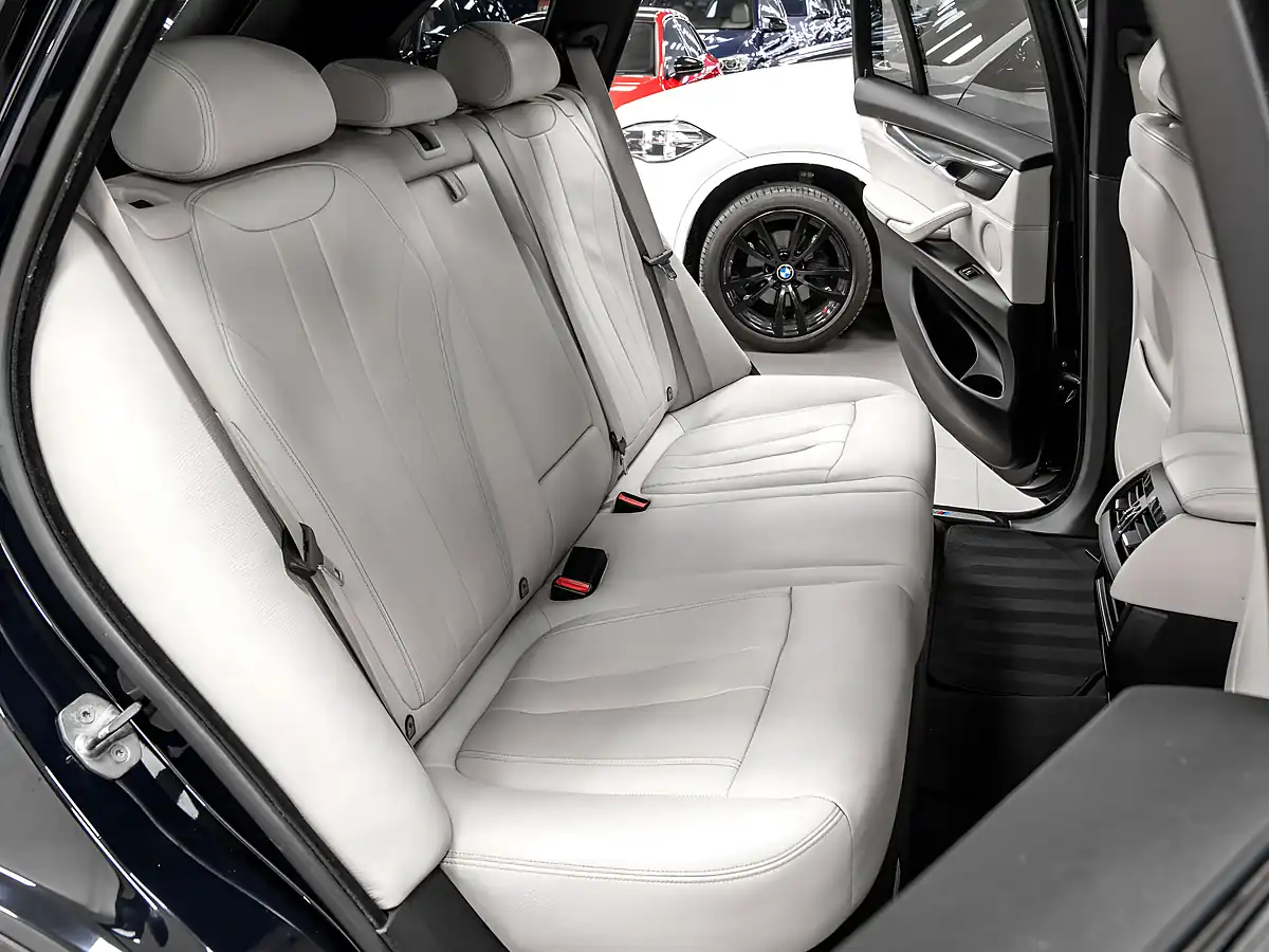Used 2015 BMW X5 M Sport Carbon Black - Interior and Exterior details 14