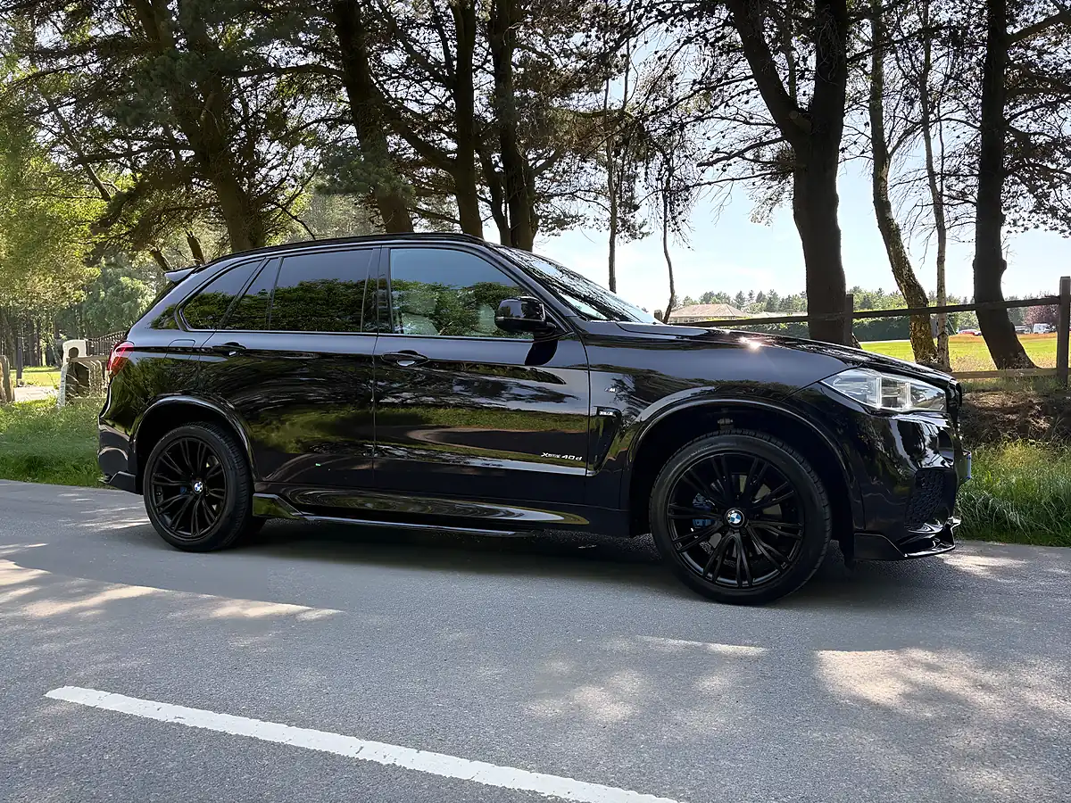 Used 2015 BMW X5 M Sport Ruby Black Metallic - Interior and Exterior details 3