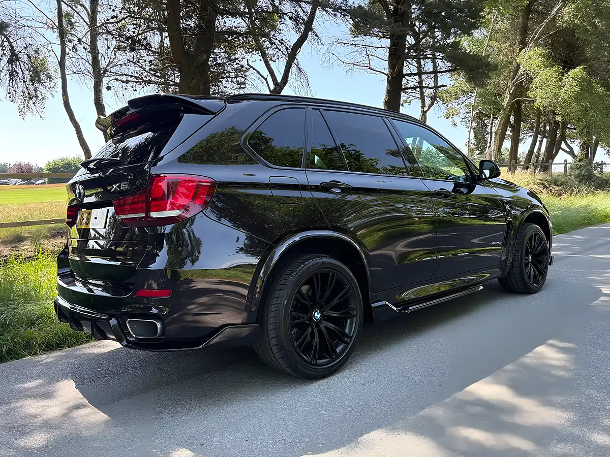 Used 2015 BMW X5 M Sport Ruby Black Metallic - Interior and Exterior details 6