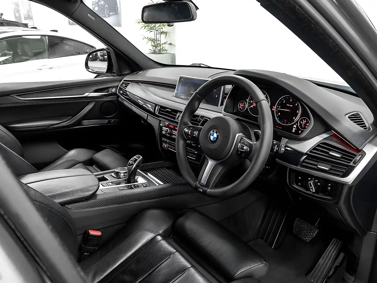 Used 2015 BMW X5 M Sport Space Grey - Interior and Exterior details 19