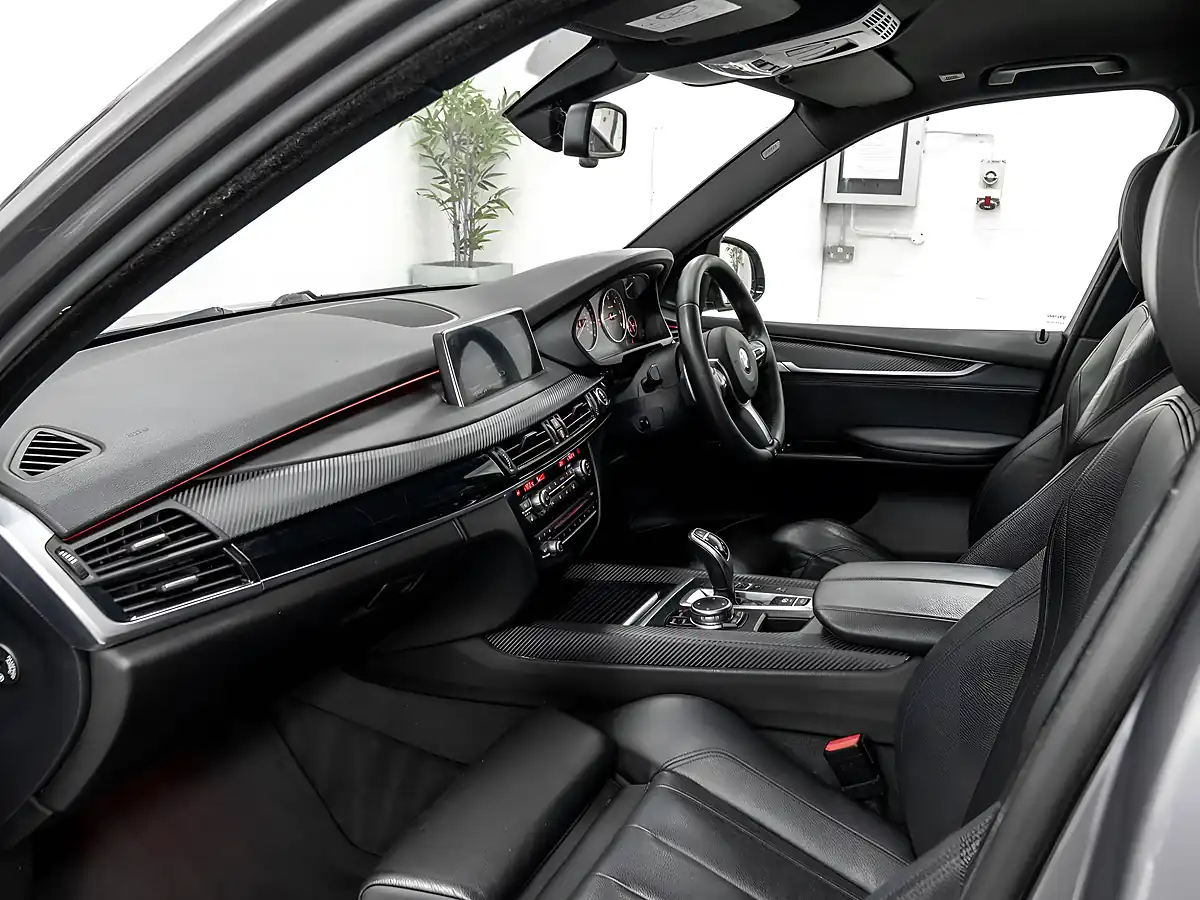 Used 2015 BMW X5 M Sport Space Grey - Interior and Exterior details 20