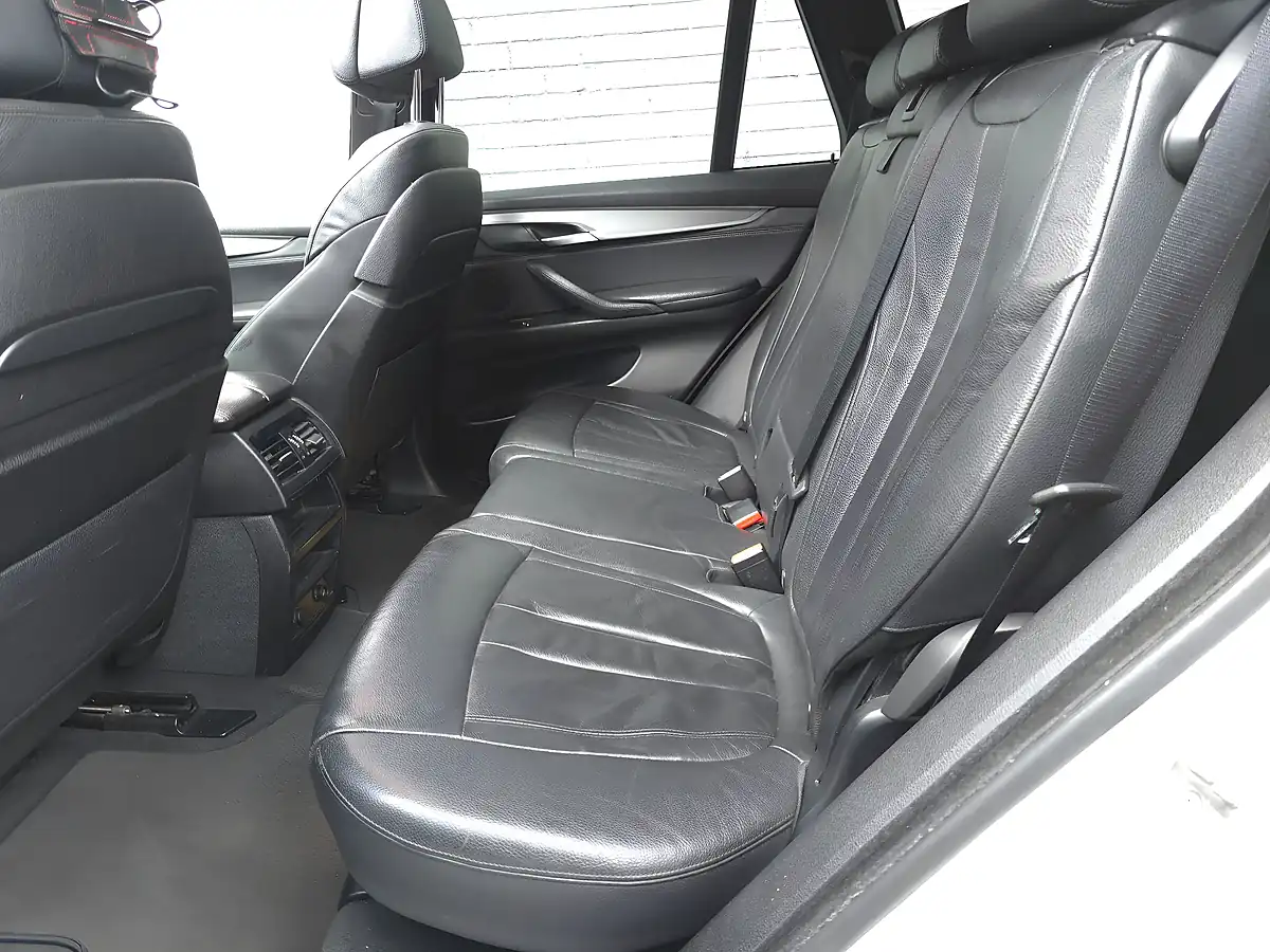 Used 2015 BMW X5 M Sport White - Interior and Exterior details 15